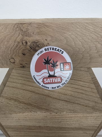 WVA | 100mg | Mini Retreats Sativa