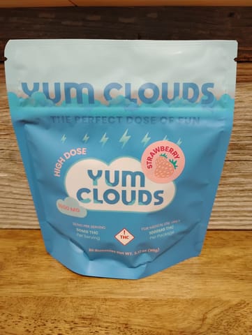 Yum Clouds Strawberry 1000mg