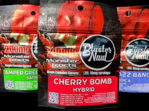 GUMMY - CHERRY BOMB - 200MG BLASTERNAUT - MONSTER X