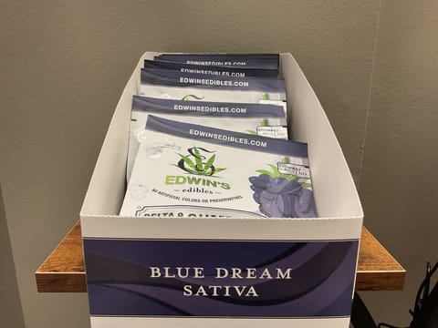 Edwin’s Blue Dream Sativa Gummies