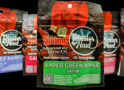 GUMMY - AMPED GREEN APPLE - 200MG BLASTERNAUT - MONSTER X