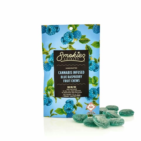 Sweet Blue Raspberry Indica Fruit Chews by Smokiez | Golden Rookie