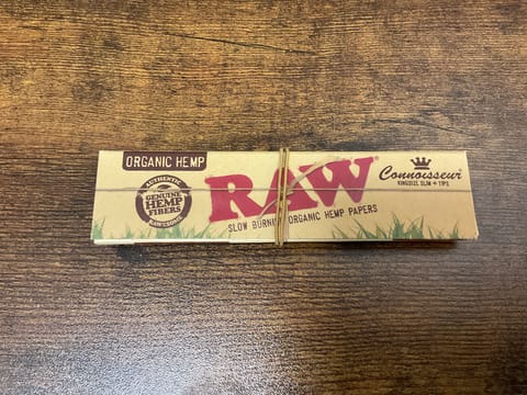 Raw Organic Hemp King Size Slim+ Tips Papers