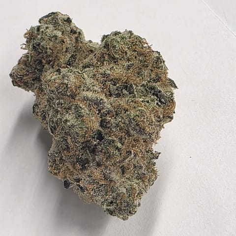 Portal Cannabis | Wedding Cake
