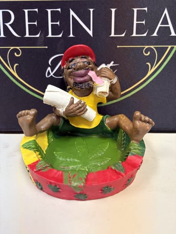 Rasta Man AshTray - Rasta Man Rolling Joints