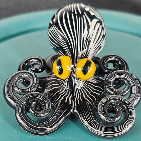 Mike Raman x Liz Wright | Octo Pendy | Black/White Stripes
