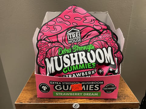 Tre House Extra Strength Strawberry Dream Mushroom Gummies