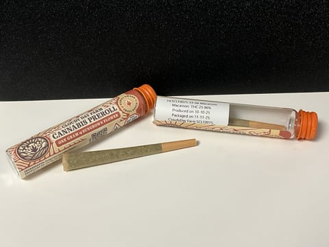 Macaroon 1g preroll