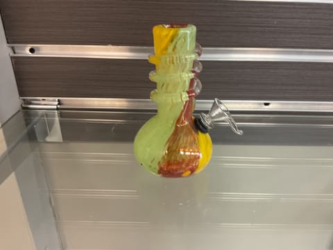 Mini Jamaican Swirl Bong