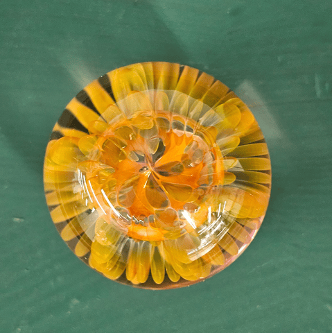 Wytry | Marble | Orange/Yellow Flower