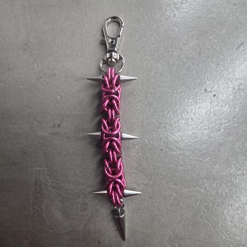 Noah Moon XSmall 2in Spikes Keychain (Pink)