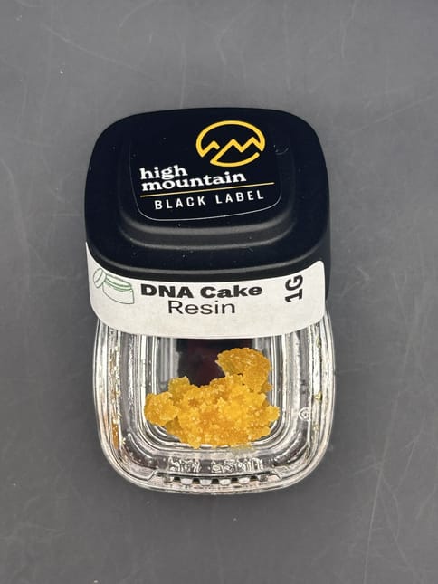 TC - Disp - DNA Cake - Resin