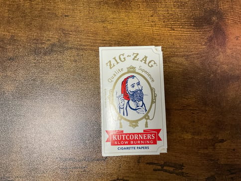 Zig Zag Kutcorners Papers 1