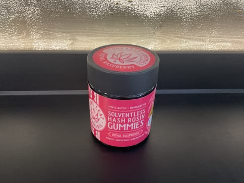 Stoneleaf Royal Raspberry Gummies