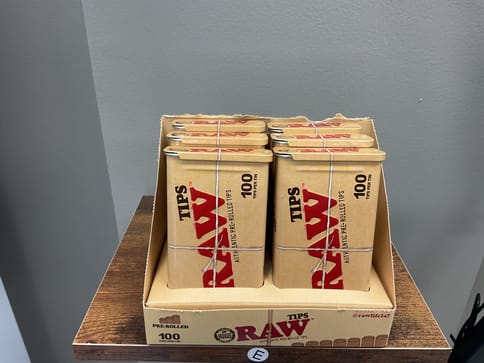 Pre Rolled Raw Tips 100 pack