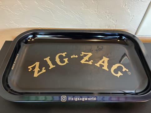 Zig Zag | Rolling Tray | Small | Black