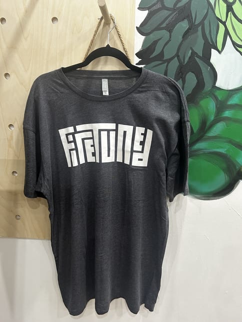 Cotton Heritage / Short Sleeve / Charcoal / Medium