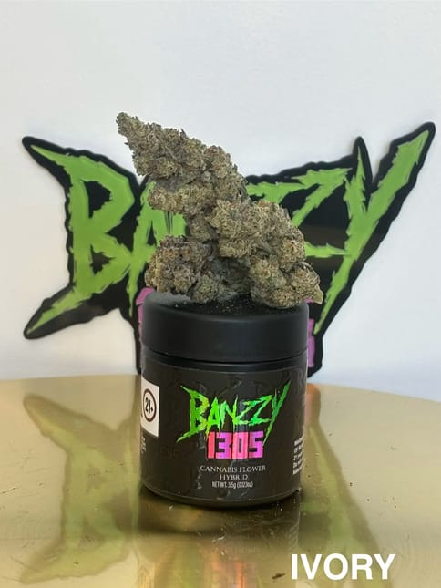 Banzzy | Ivory | Flower | 3.5g