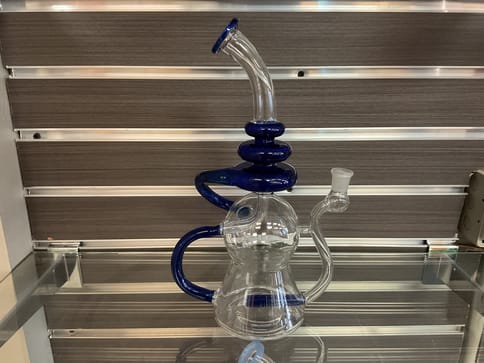 Blue Tree 5 Chanel Bong