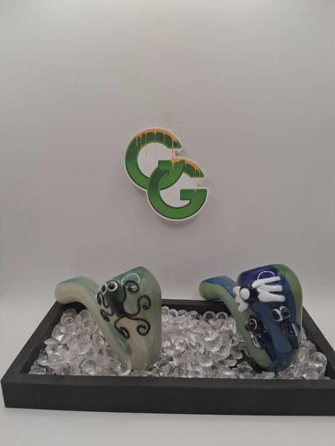 Snakes and Swirls 4"Sherlock Pipe Assorted Colors OPGlasss