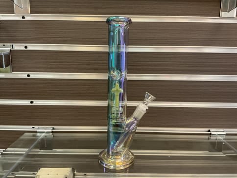 Hallow Green Spear Bong