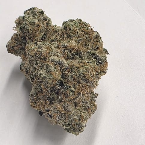 Portal Cannabis | Wedding Cake