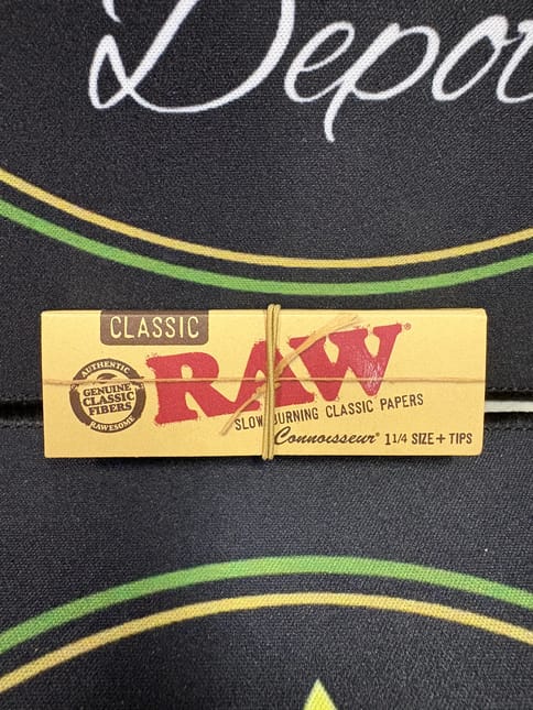 Raw Rolling Paper with tips