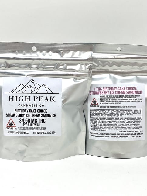 High Peak | Ice Cream Sandwich - Birthday Cake W/ Strawberry Ice Cream